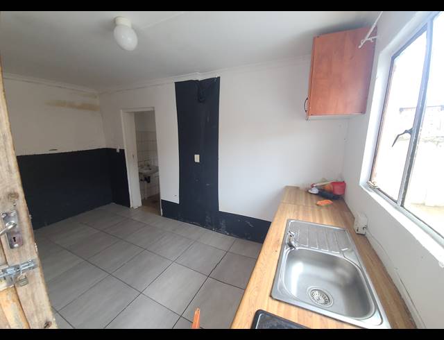 4 BEDROOM FREESTANDING FOR SALE IN SYDENHAM